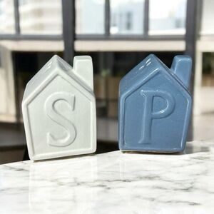 Tiny Homes Salt And Pepper Shaker White & Gray W/ S & P NIB Minimalist Kitchen